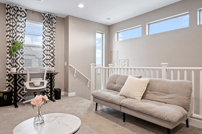 1950 E Queen Creek Rd unit ID1244331P, Chandler, AZ 85286 - photo 5