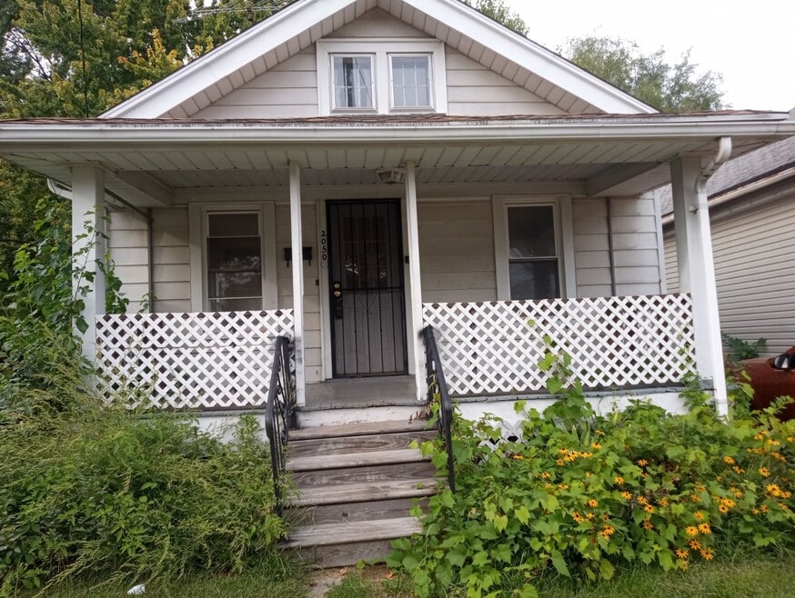 2050 Berdan Ave, Toledo, OH 43613 - photo 1