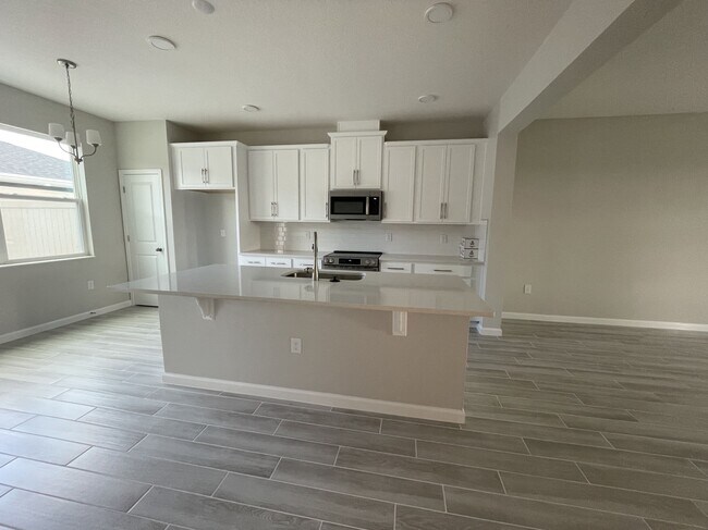 1395 Mount Royal Dr, Saint Cloud, FL 34771 - photo 6