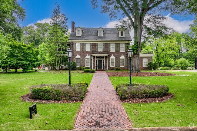 Learn about the Bankhead Heritage House in Jasper.