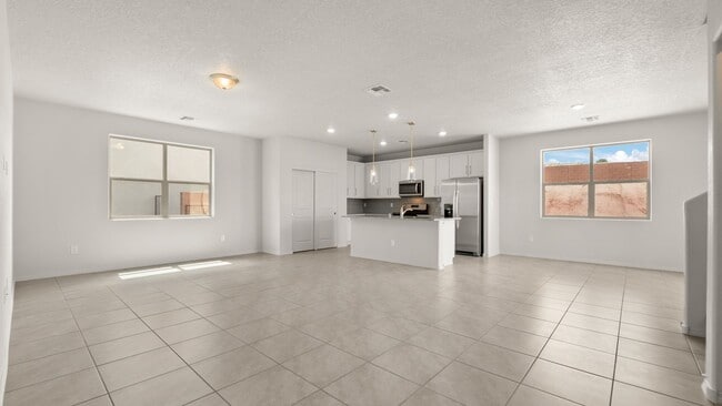 1601 Maggie Dr NE, Rio Rancho, NM 87144 - photo 2