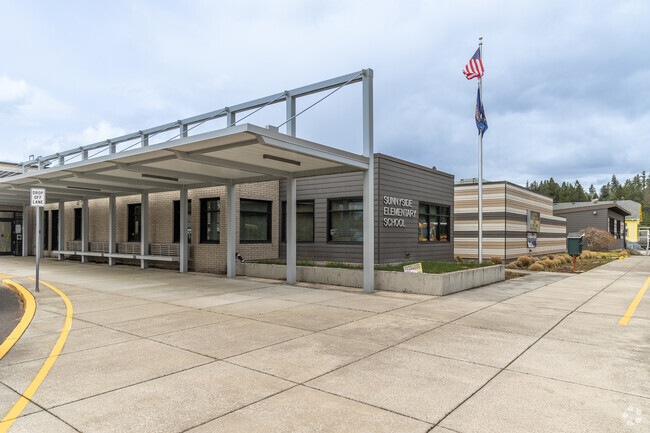 Sunnyside Elementary School is part of the North Clackamas School District in Clackamas, OR.