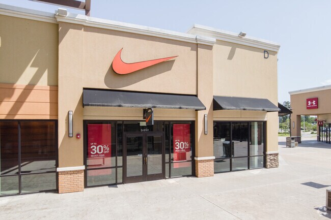 Nike in outlets located in the small town of Otter Creek Crystal, Arkansas.