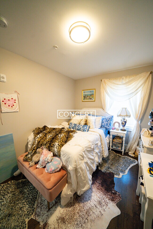 33 Wigglesworth St unit 3, Roxbury Crossing, MA 02120 - photo 6