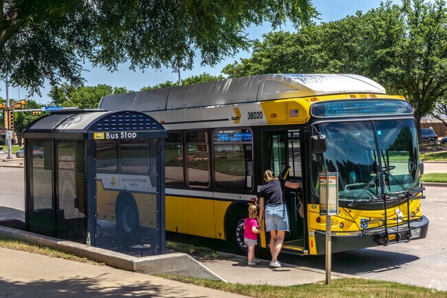 Locals in The Reservation can catch a DART bus along Campbell or Coit, to get around Dallas.