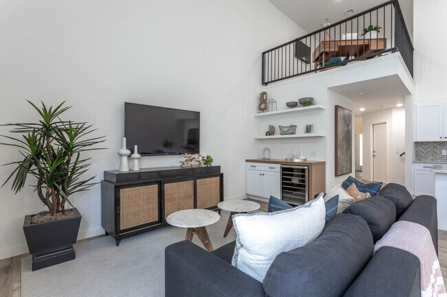 3BR, 2.5BA - The Neutra - 2,560 SF