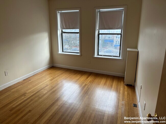 1157 Commonwealth Ave unit 7, Allston, MA 02134 - photo 4
