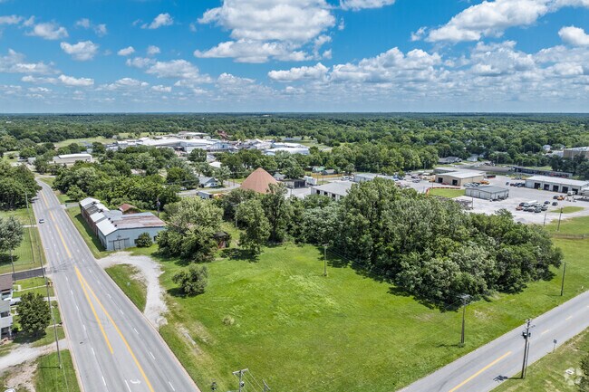 The Wilson-Hutton neighborhood has a large industrial area.