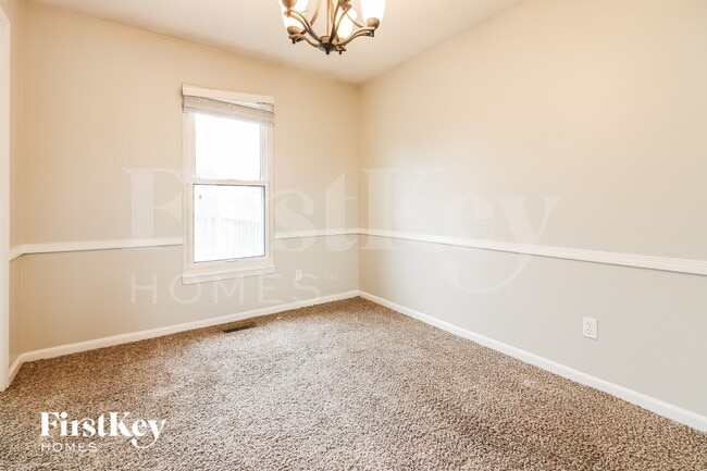 11568 Earnshaw St, Overland Park, KS 66210 - photo 4