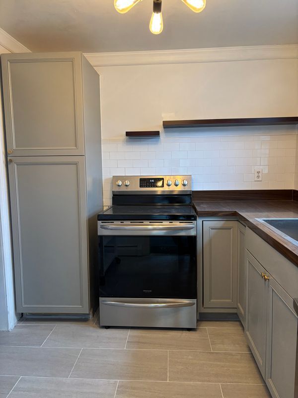 49 Grandview Dr, Farmington, CT 06032 - photo 2