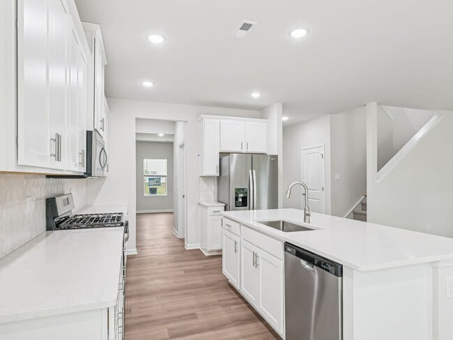 3857 Rosebush Dr, Zebulon, NC 27597 - photo 4