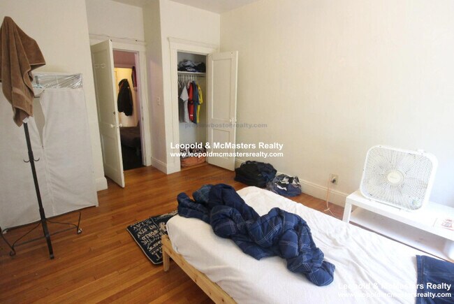 11 Ransom Rd unit 5, Brighton, MA 02135 - photo 3