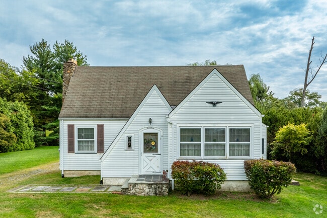 Harding has homes of all sizes, with modest bungalows sitting alongside the larger properties.