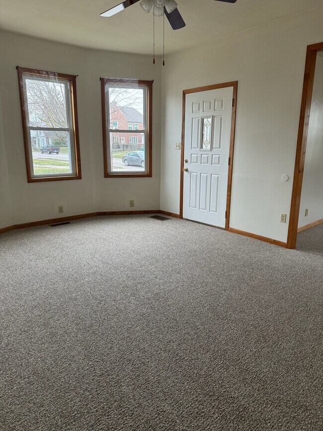 1201 Indiana Ave, New Castle, IN 47362 - photo 4