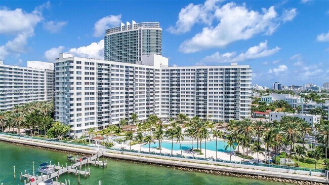 Flamingo Point unit C-1002, Miami Beach, FL 33139 - photo 2