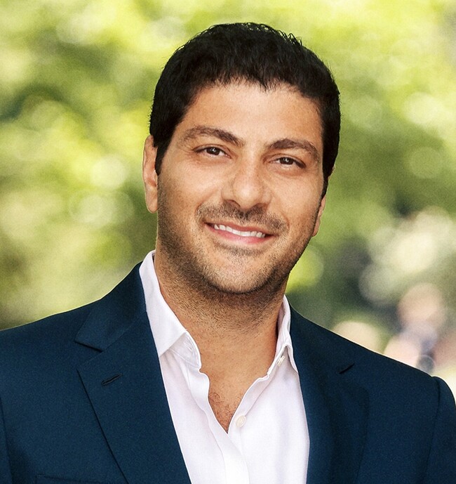 Agent Photo