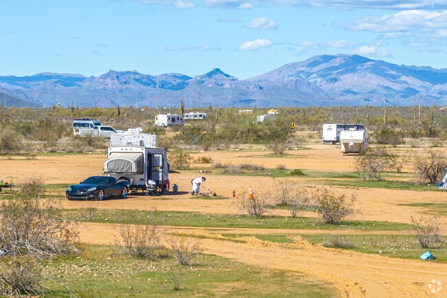 Camping near Lake Pleasant is a quick and attractive getaway for Mesquite residents.