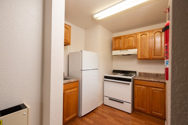 Parkway Apartments, Arcata, CA 95521 - photo 5