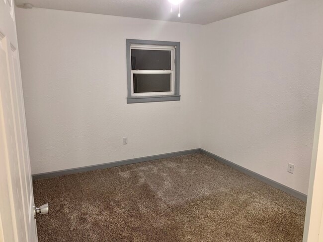 12 Gage Rd unit 14 Gage, Eldon, MO 65026 - photo 7