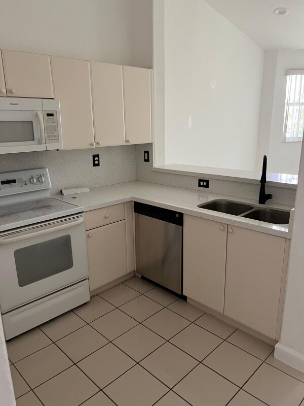1536 SE 25th St unit 206, Homestead, FL 33035 - photo 2