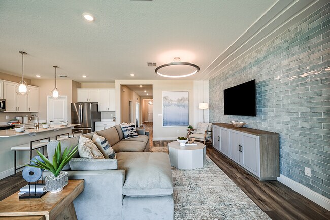 12195 Cattleside Dr, Riverview, FL 33579 - photo 2