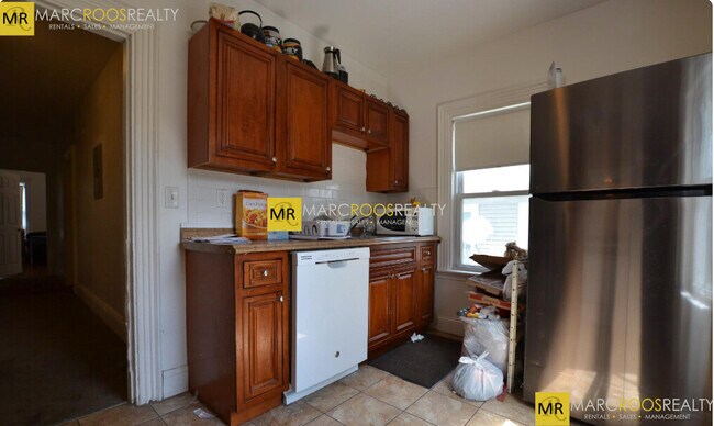 27 Pratt St unit 2, Allston, MA 02134 - photo 3