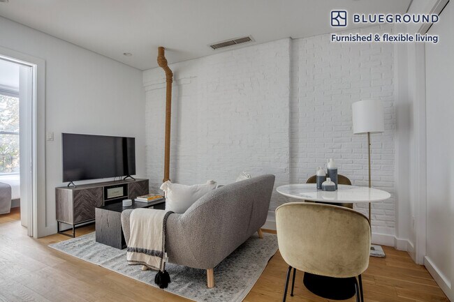 7 Rivington St unit FL2-ID646, New York, NY 10002 - photo 2