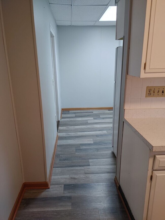 2317 Broad St unit . 1, Parkersburg, WV 26101 - photo 5