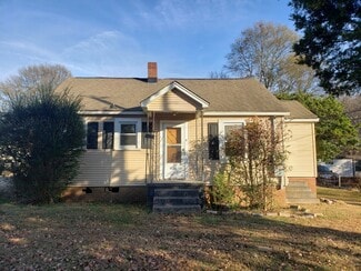 415 S Texas Ave, Greenville, SC 29611
