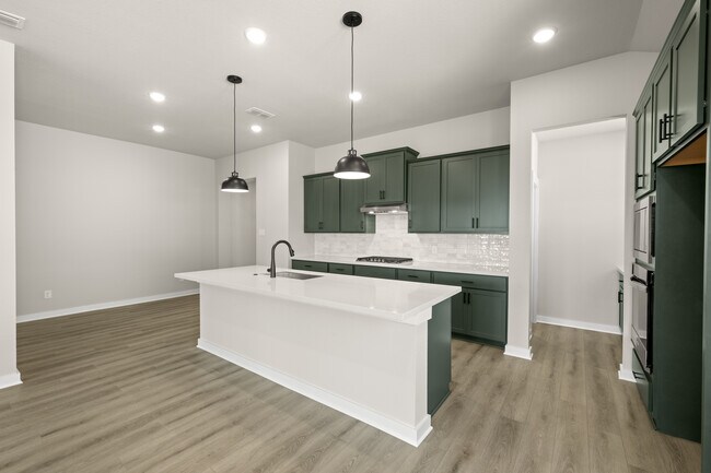 6921 Freight Train Ln, Crowley, TX 76036 - photo 4