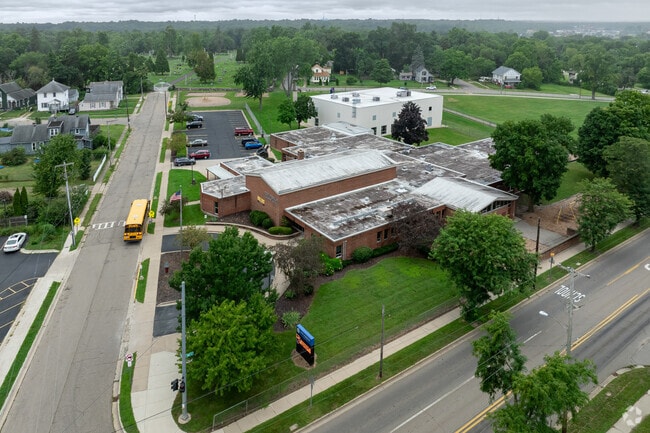 Post-Franklin Elementary School