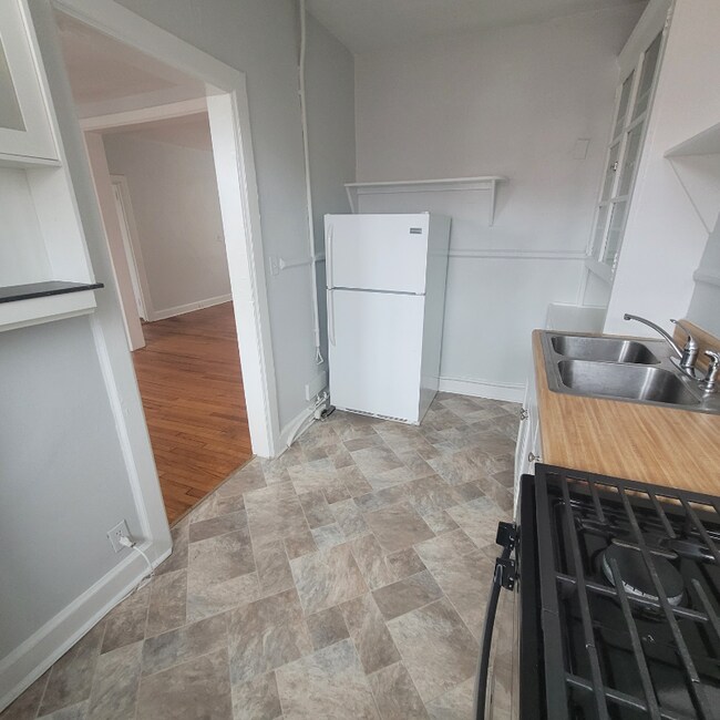 1611 Hampton Blvd unit C5, Norfolk, VA 23517 - photo 3