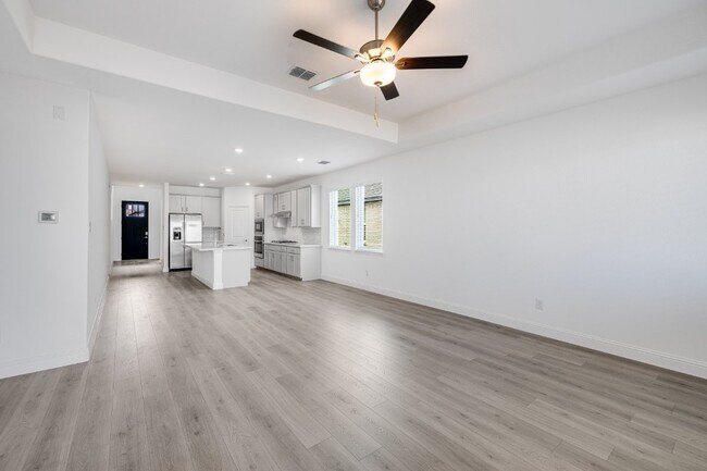 14909 Hierba Mora Dr, Haslet, TX 76052 - photo 6