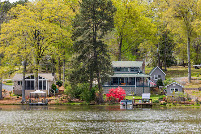 These charming lakefront homes in Towaliga Shores offer a peaceful, nature-filled escape with a cozy, welcoming vibe.