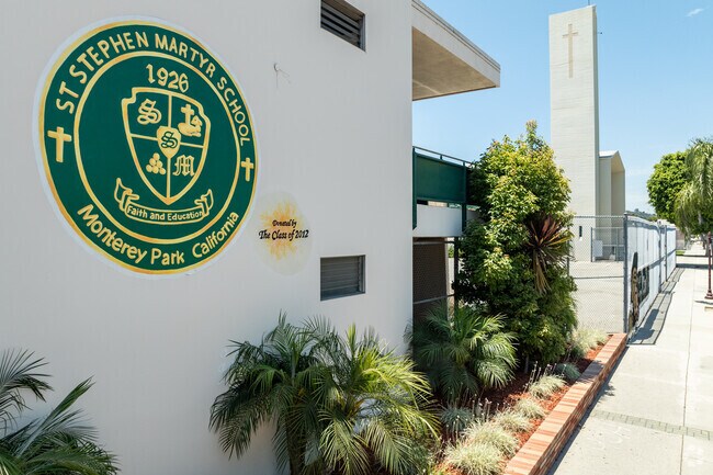 Saint Stephen Martyr School