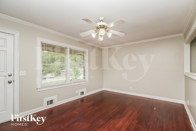 1470 Mountain View Cir NW, Conyers, GA 30012 - photo 3