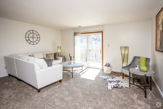 Olde English Village, West Des Moines, IA 50265 - photo 2