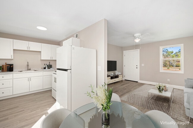 Welcome to Pinedale Apartments – Affordable Living in the Heart of Sumter!, Sumter, SC 29150 - photo 6