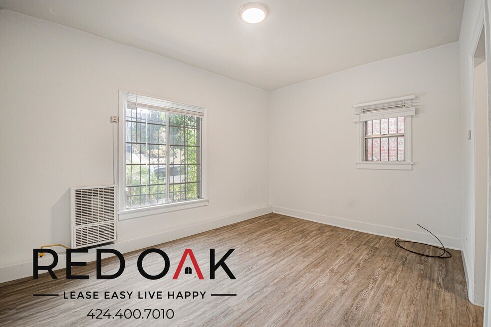 1111 S Norton Ave unit 102, Los Angeles, CA 90019 - photo 1