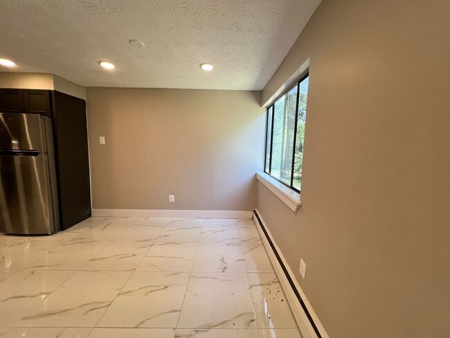 Gateway Estates, East Hartford, CT 06108 - photo 5