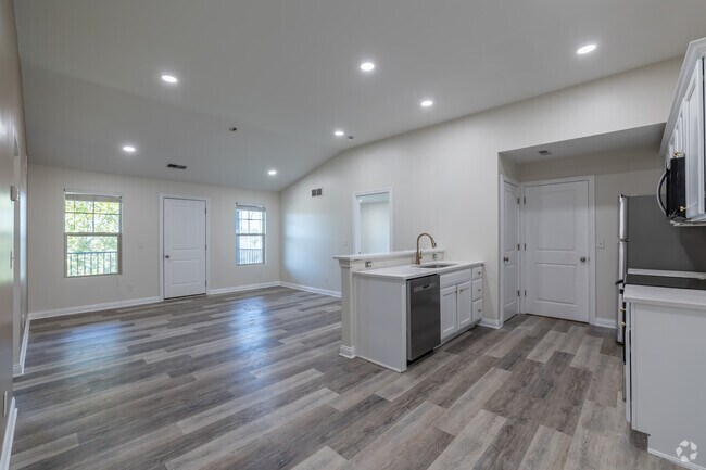 Willowbrooke Apartments, Georgetown, KY 40324 - photo 4