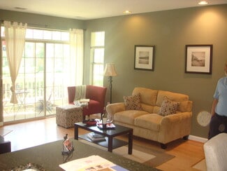 5917 Barbados Place Unit 103, Rockville, MD 20852