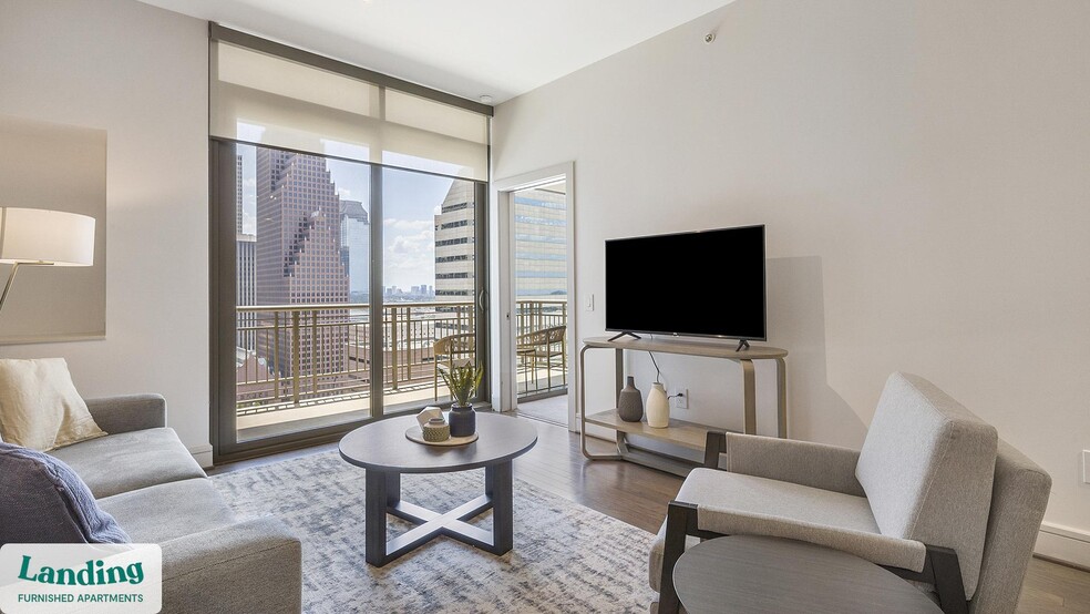 777 Preston St unit 16L.847274, Houston, TX 77002 - photo 1