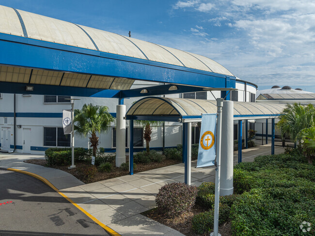 St. Mary Academy has a student-teacher ratio of 7 to 1.