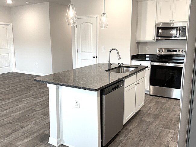 3184 Emberly Dr, Roebuck, SC 29376 - photo 3