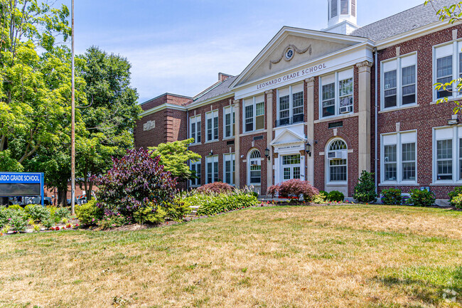 Leonardo Elementary School