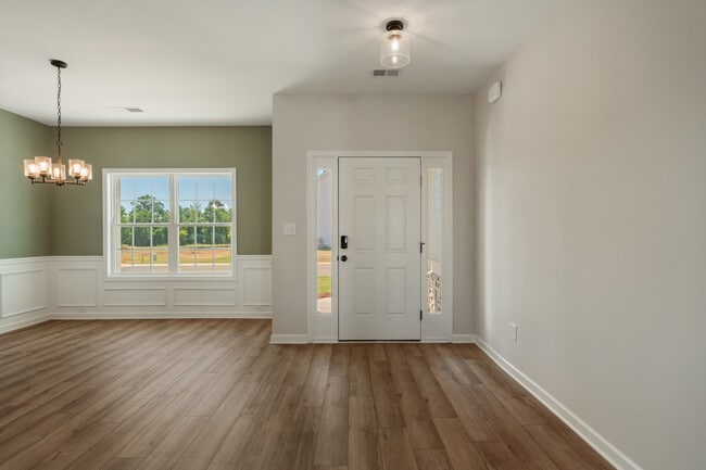 1463 Academy Dr, Auburn, AL 36830 - photo 3