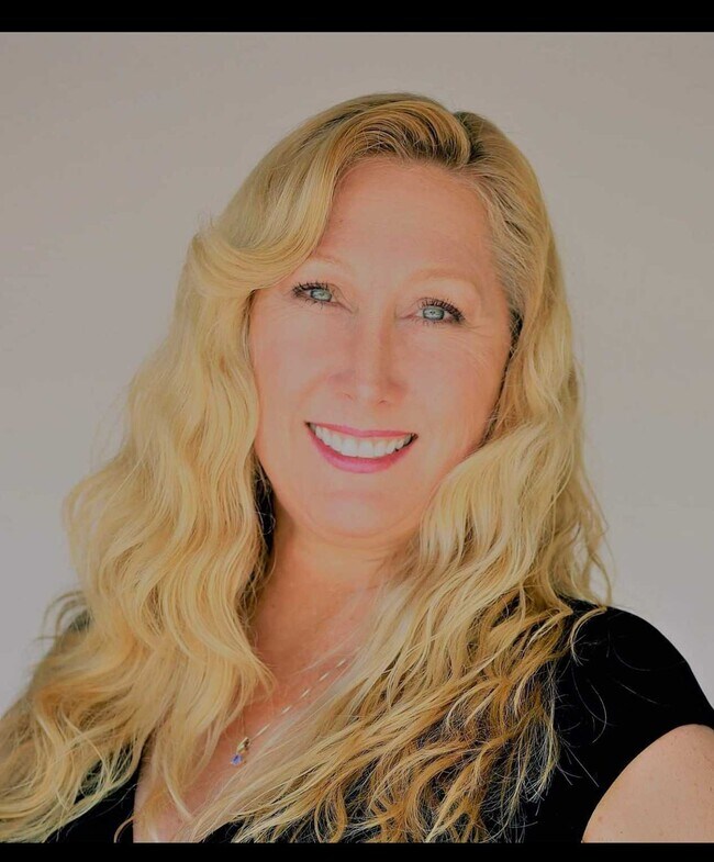 Cindy Albrecht