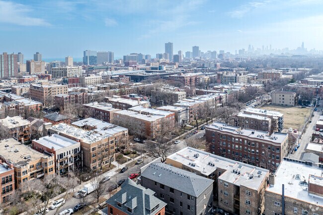 Sheridan Park is an idyllic North Side neighborhood close to downtown Chicago.