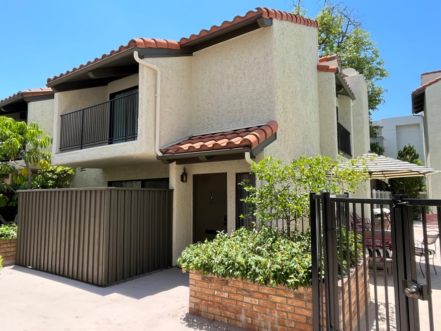 999 San Pasqual St, Pasadena, CA 91106 - photo 1